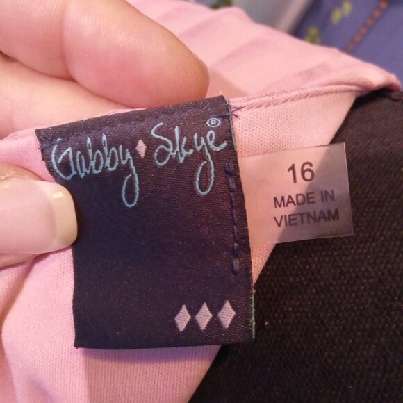 Gabby Skye Pink Midi Dress - Picture 2 of 10